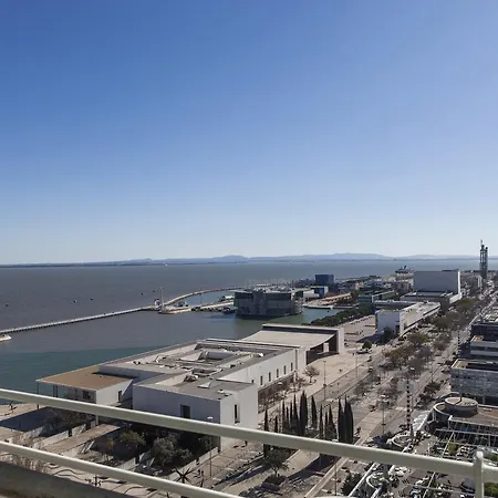 Rent4Rest Lisbon Parque Das Nacoes 17Th Floor River View