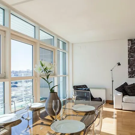 Apartment Rent4Rest Lisbon Parque Das Nacoes 17Th Floor River View Lisbon