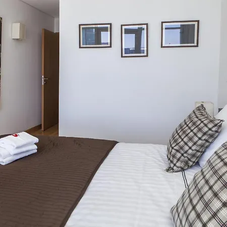 Rent4rest Parque Nacoes 17th Floor River View Lejlighed