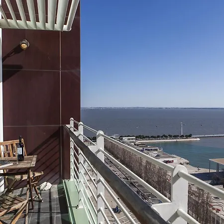 Rent4rest Parque Nações 17th Floor River View *