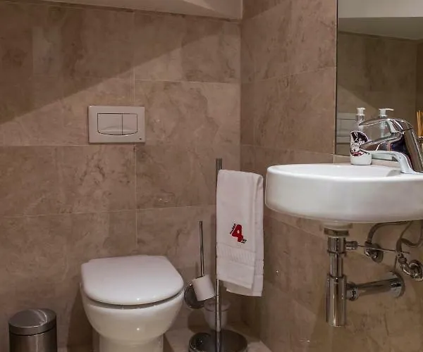 Rent4rest Parque Nacoes 17th Floor River View Apartman *