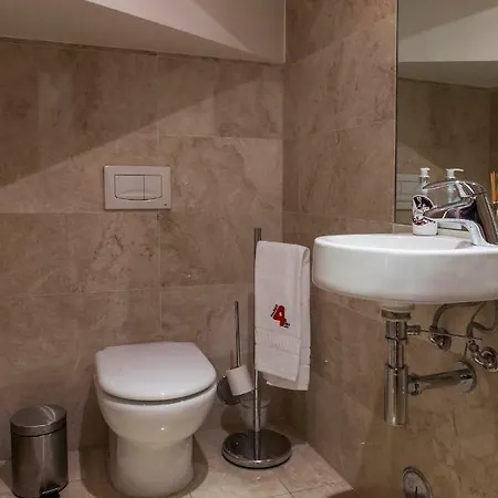 Rent4rest Parque Nacoes 17th Floor River View Apartman *